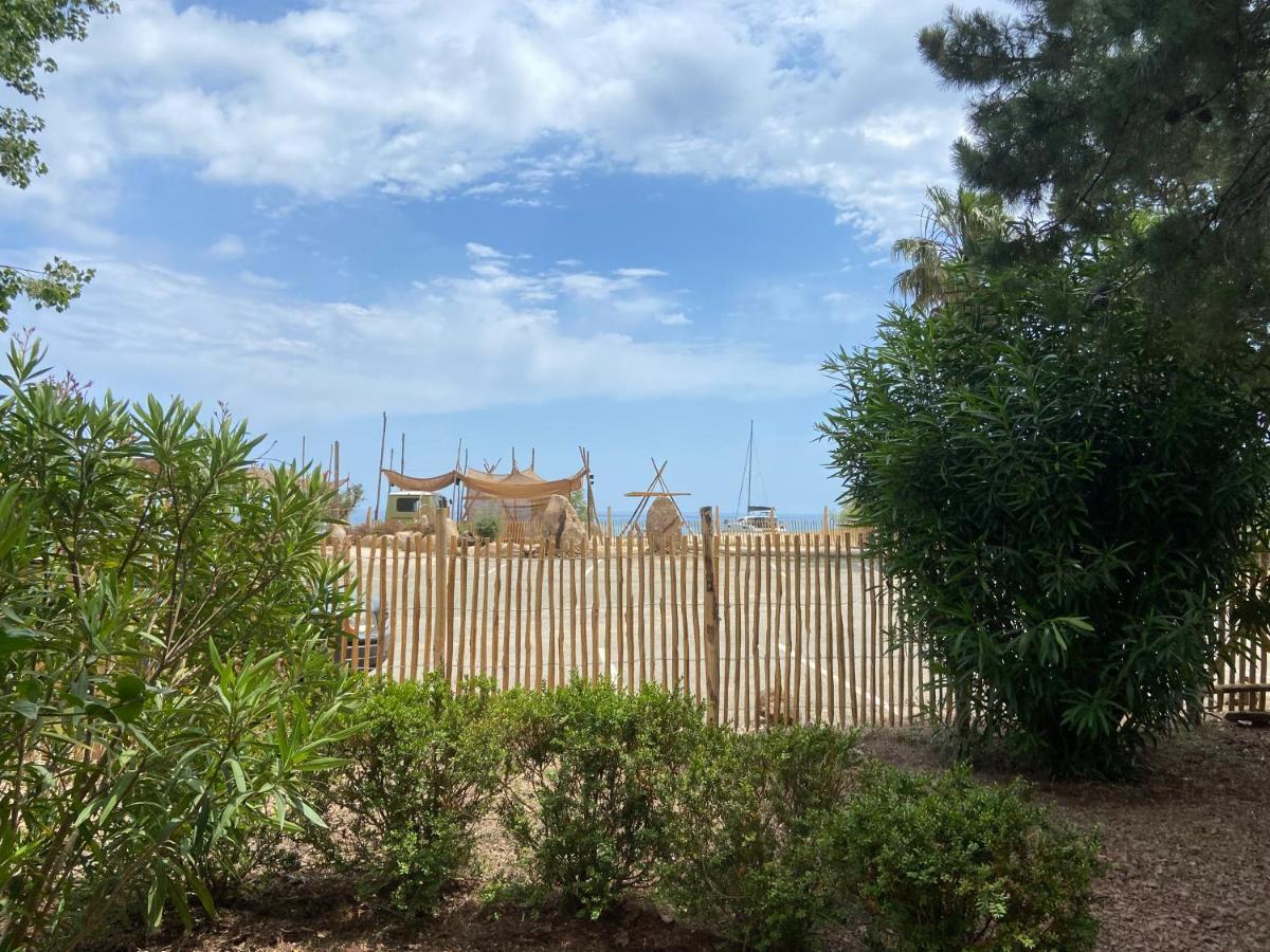 Les Lodges De La Plage U Dragulinu 萨利索伦泽哈 外观 照片