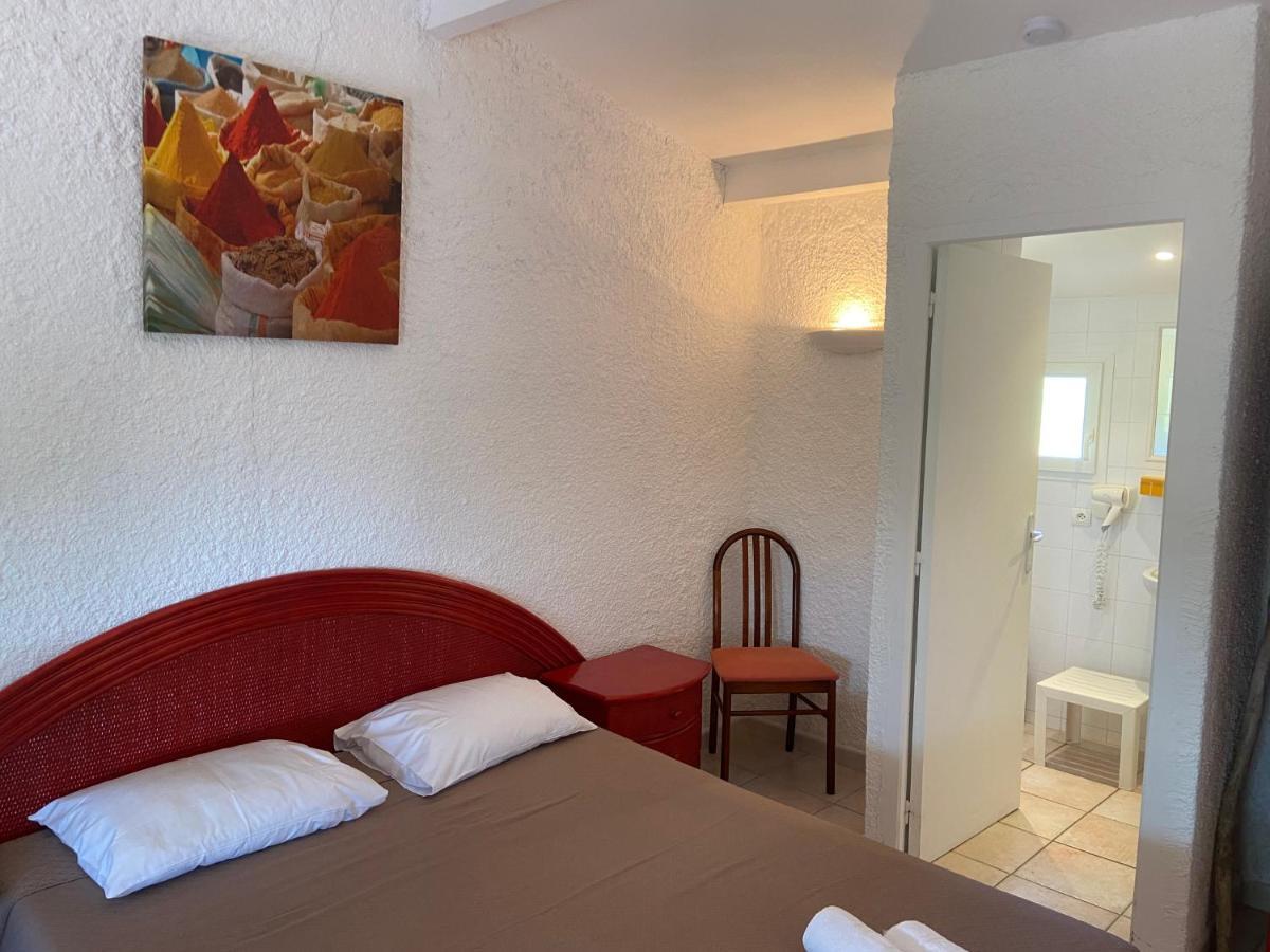 Les Lodges De La Plage U Dragulinu 萨利索伦泽哈 外观 照片