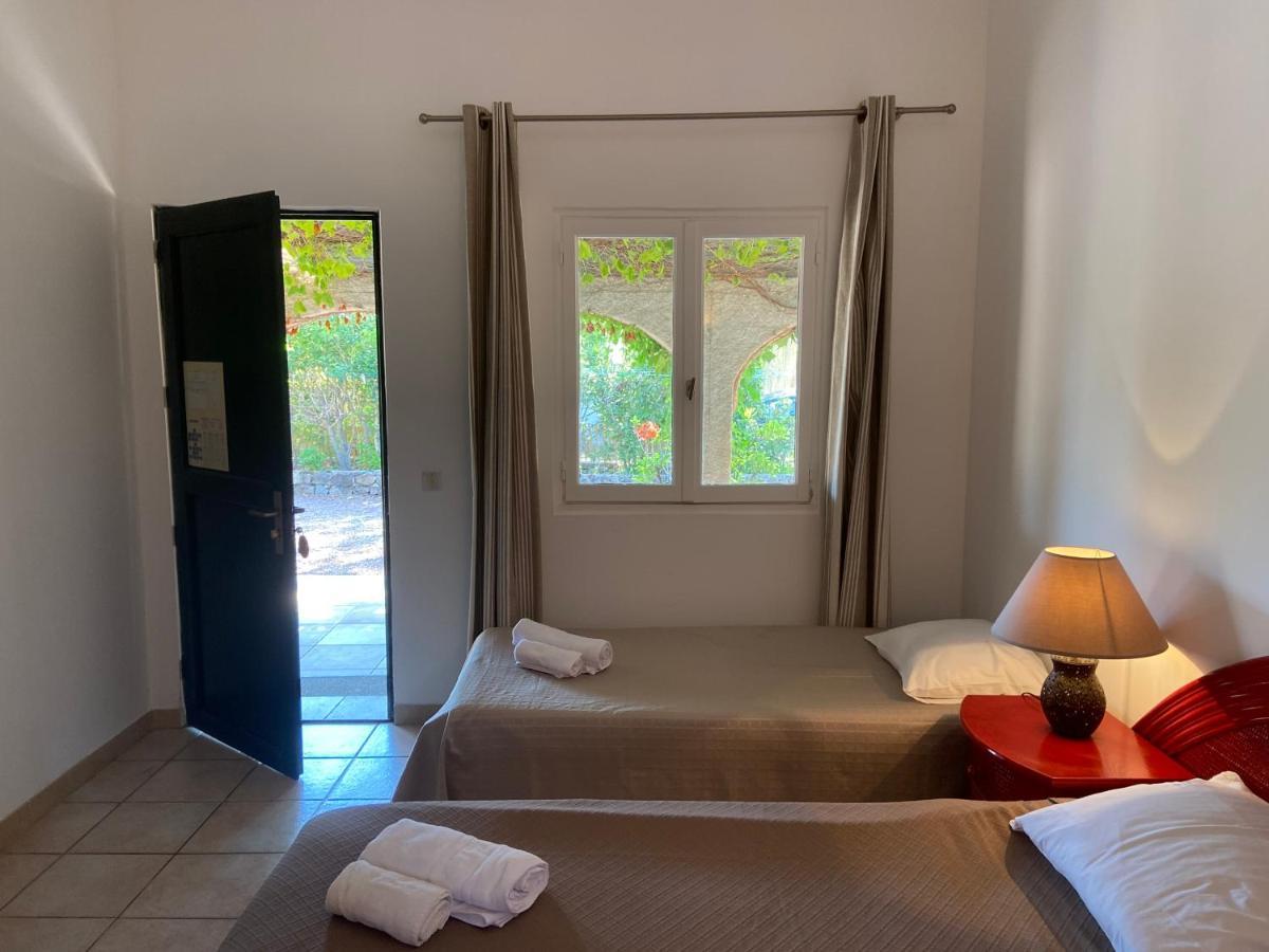 Les Lodges De La Plage U Dragulinu 萨利索伦泽哈 外观 照片