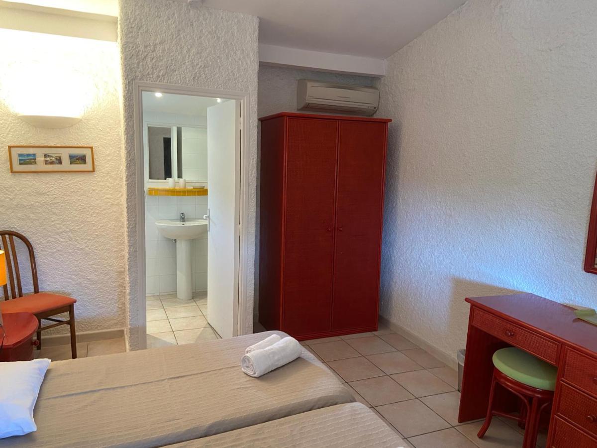 Les Lodges De La Plage U Dragulinu 萨利索伦泽哈 外观 照片