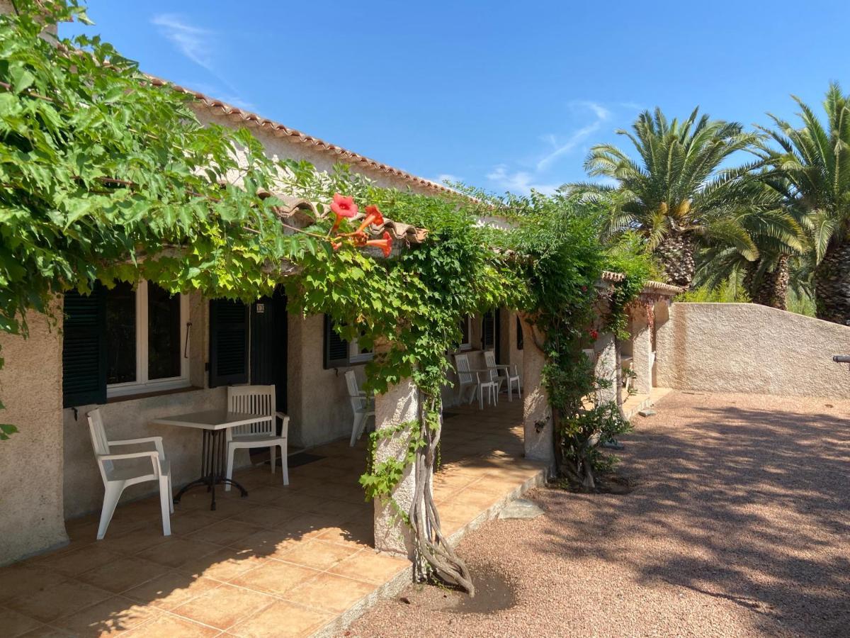 Les Lodges De La Plage U Dragulinu 萨利索伦泽哈 外观 照片